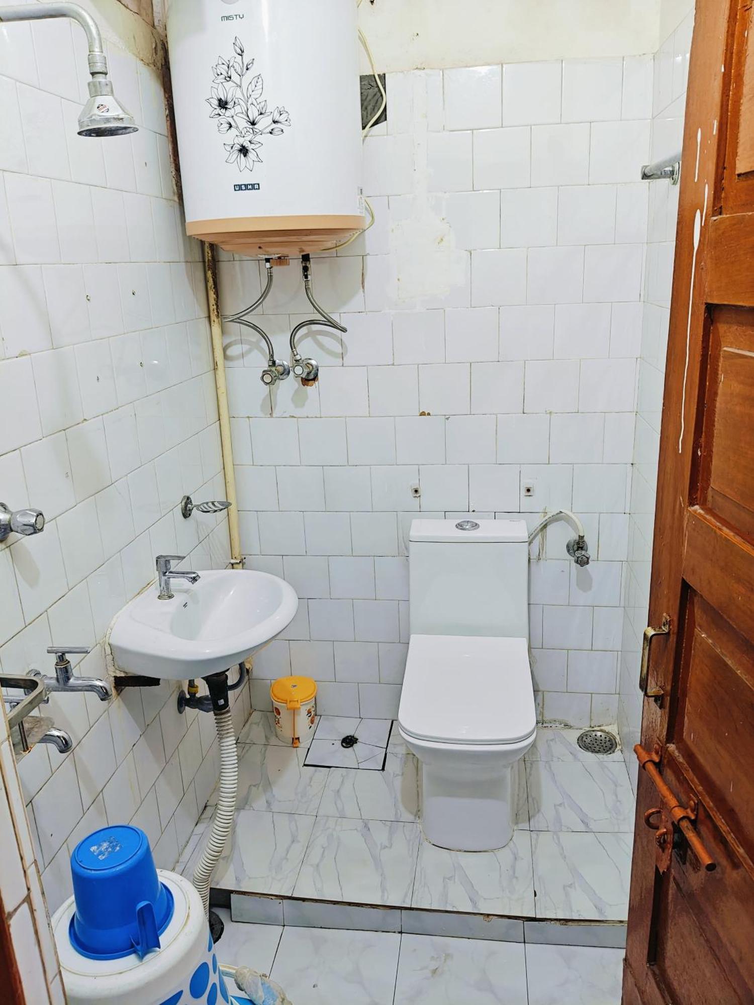 Kiara Home Stays Váránaszi Kültér fotó